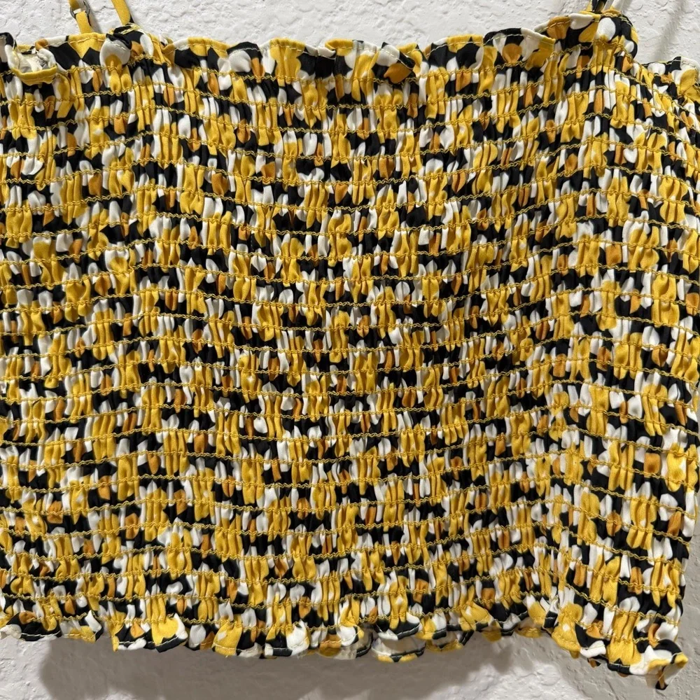 RESA Iris Crop Top in Twiggy Size Medium